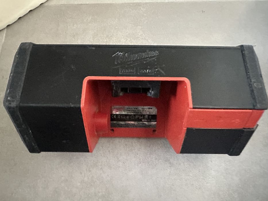 Milwaukee M12-18 JSSP głosnik bluetooth