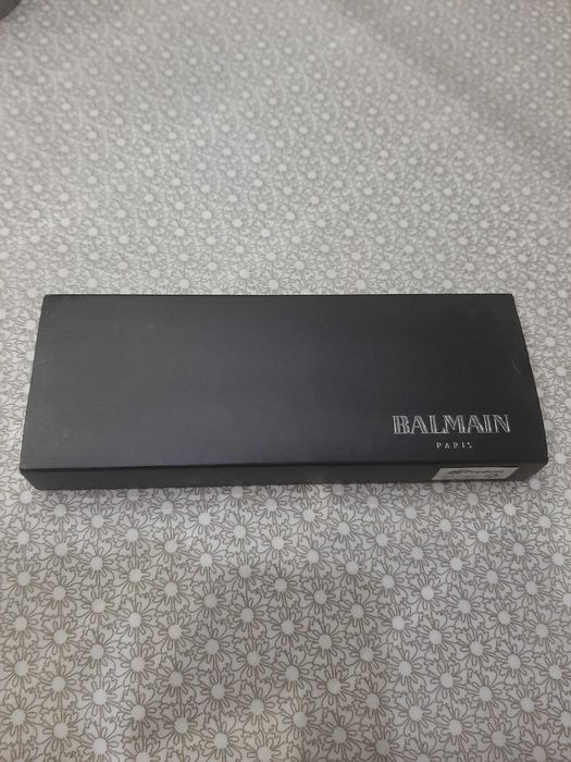 Canetas Balmain Paris