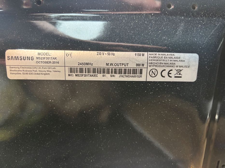 Microondas SAMSUNG MS23F301TAK preto