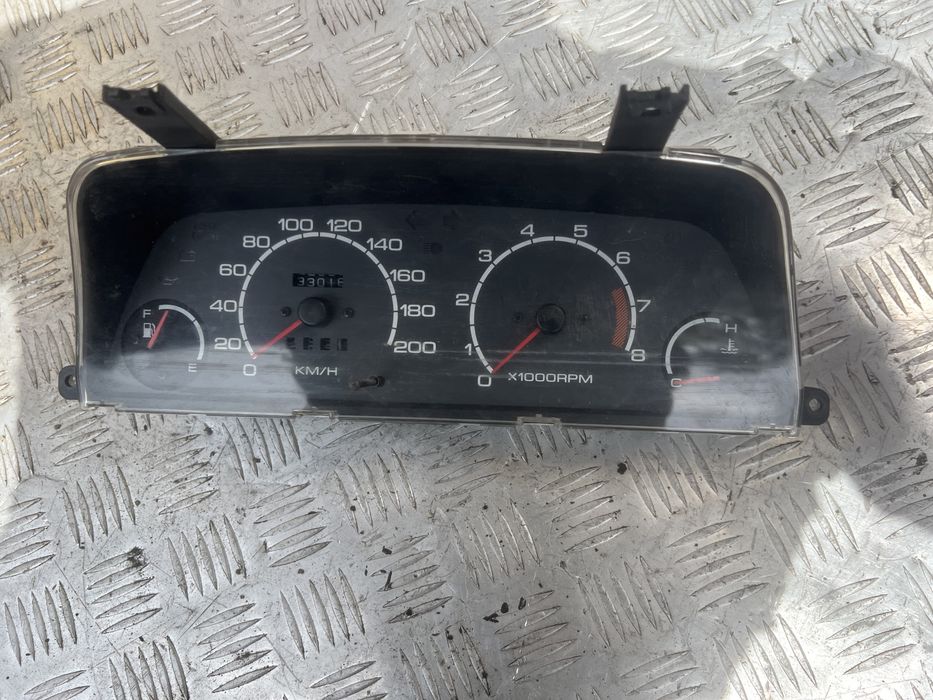 Приборная панель Сузуки свифт 98 год suzuki swift