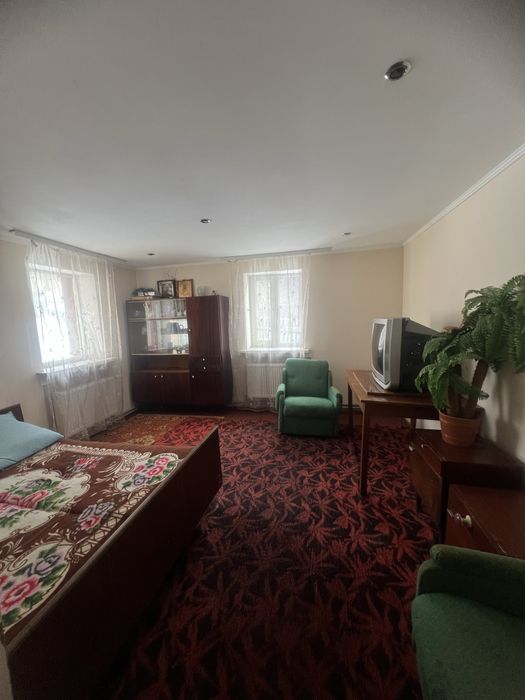 Продам будинок в центрі міста Шепетівка