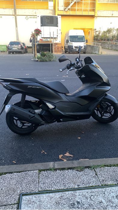 Honda pcx 125  ano 2024
