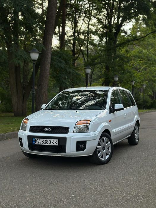 Продам Ford Fusion