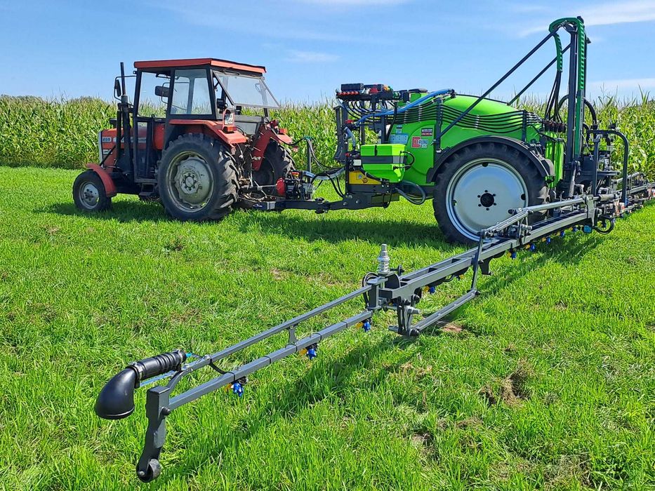 Opryskiwacz ciągany hydrauliczny belka X przyczepiany Tolmet Bruno