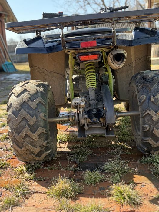 Продам квадроцикл 200