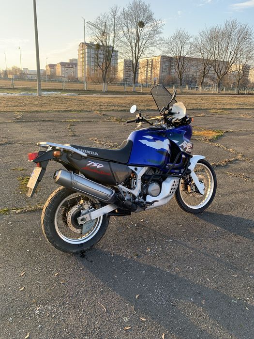 Honda Africa twin 750