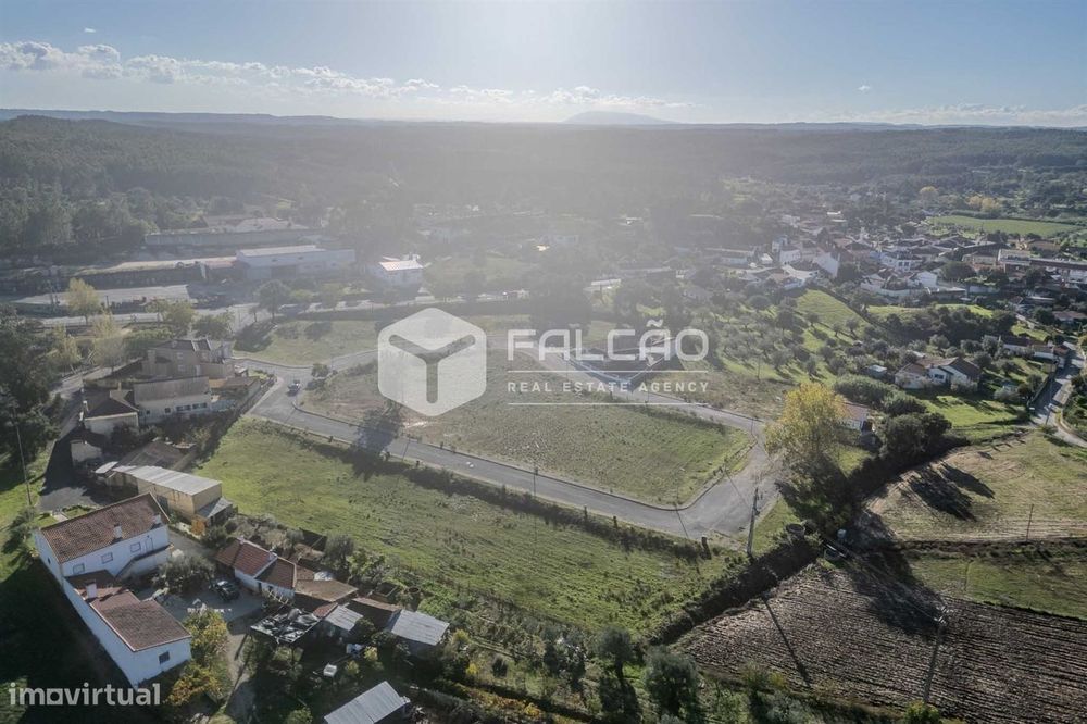 Terreno Para Construção  Venda em Alcanede,Santarém