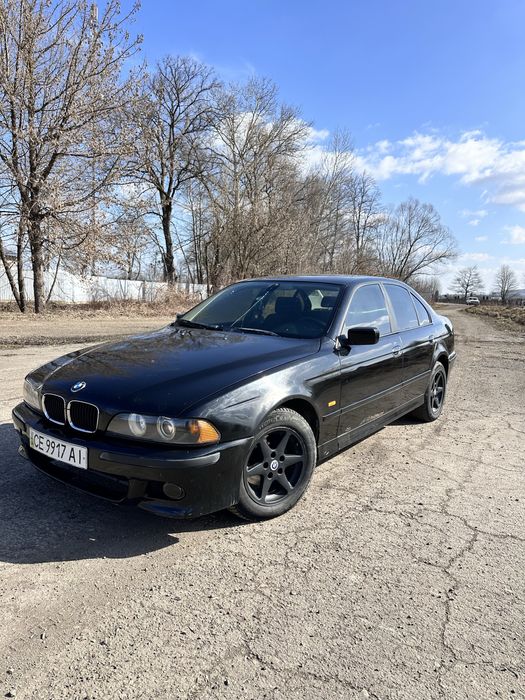 Продам е39  523і