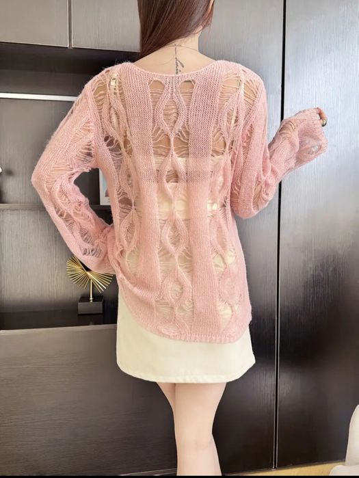 Ніжний рожевий светр, розмір 48-50