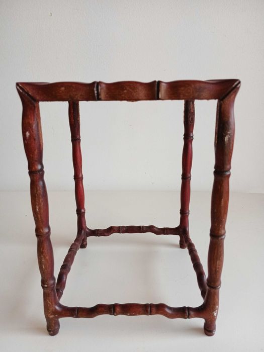 Pequeno pedestal chinês pau rosa