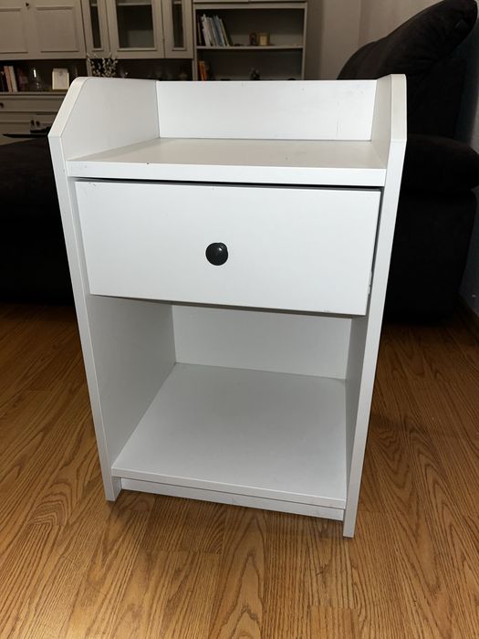 Szafka biala do sypialni  Ikea