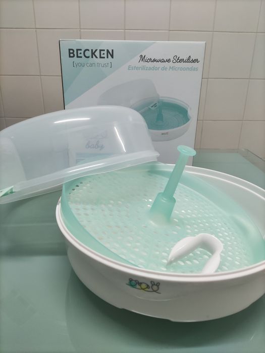 Esterilizador de biberões de microondas