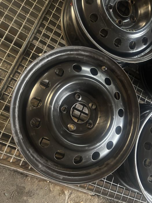 CK Komplet felg stalowych 16” 5x114,3 Hyundai Kia
