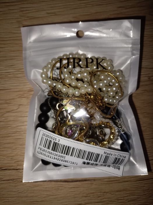 Mystery opakowanie biżuterii