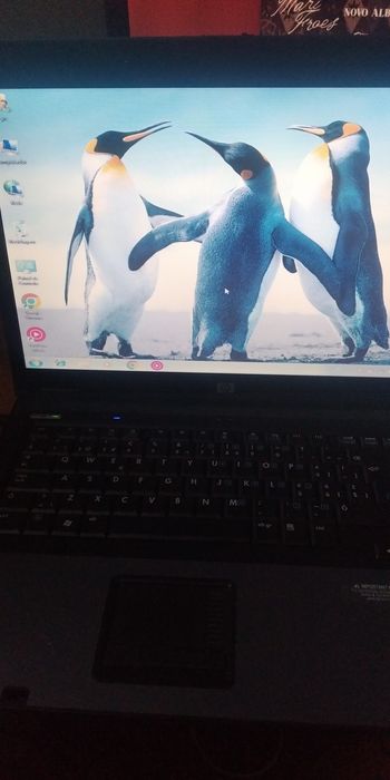 PC " HP" em bom estado