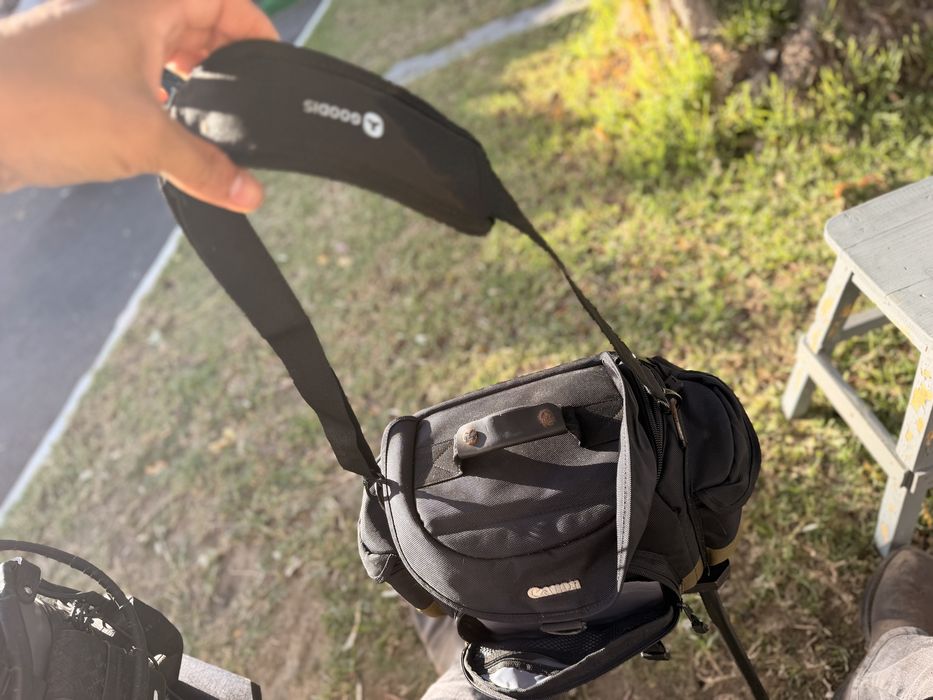 Mala Canon para Câmara Fotográfica e Acessórios