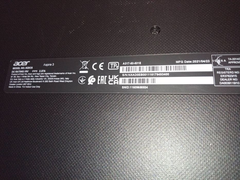 Portátil Acer Aspire 3 i5 11ª Gen | 8GB | SSD 256GB | 17.3” Full HD