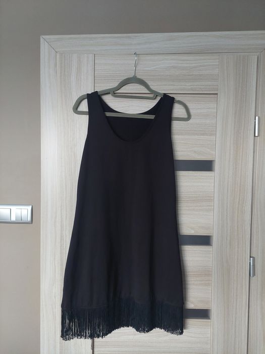 mała czarna w stylu lat 20