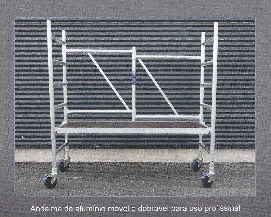 Andaimes novos a estriar (certificados CE)