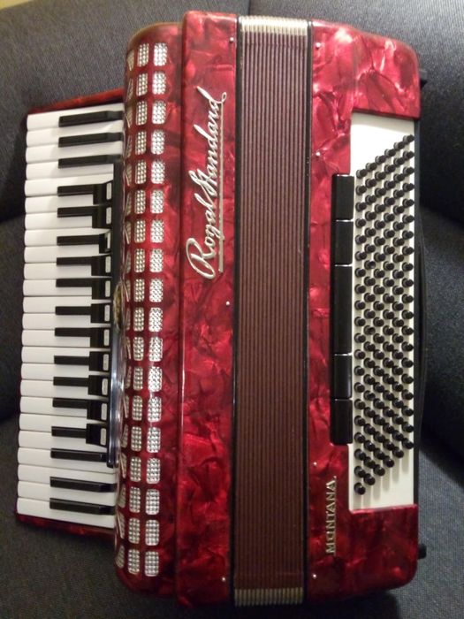 Akordeon Royal standard