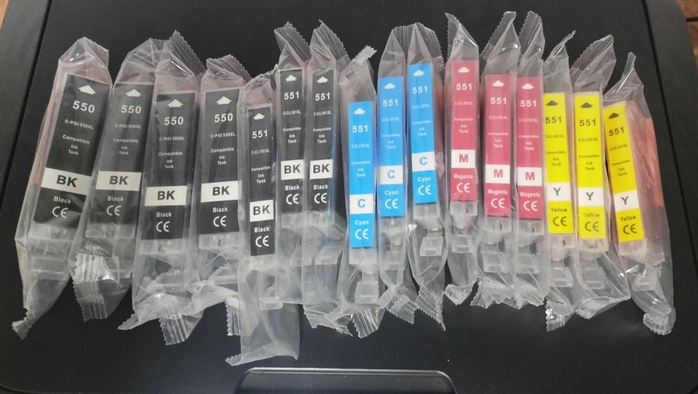 Drukarka Canon zestaw zapakowanych cardrigy