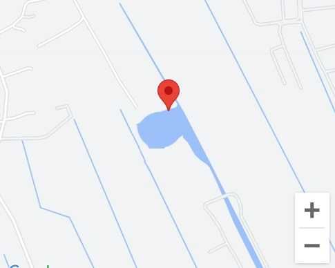 Будинок з видом на озеро та дизайнерським оздобленням!