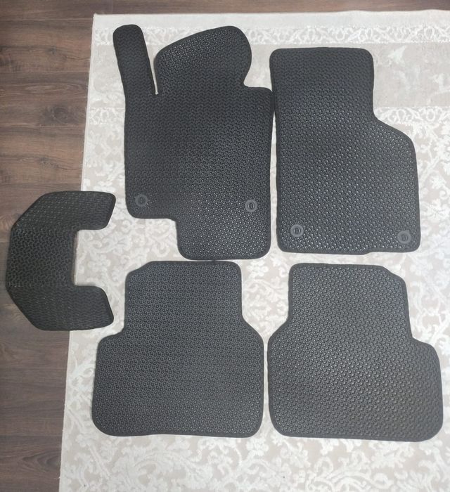 Автомобільні коврики