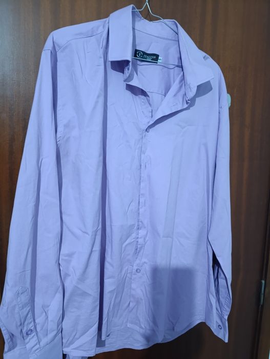 Conjunto de T-shirts e Camisas Sociais L (bom estado)