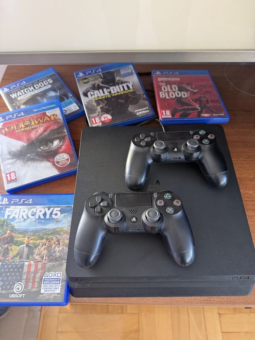 PlayStation 4 Slim 1 TB CUH-216TB  2 Pady zestaw 5 gier