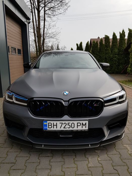 Zabezpiecz swój nowy samochód - folie PPF najlepszą ochroną lakieru