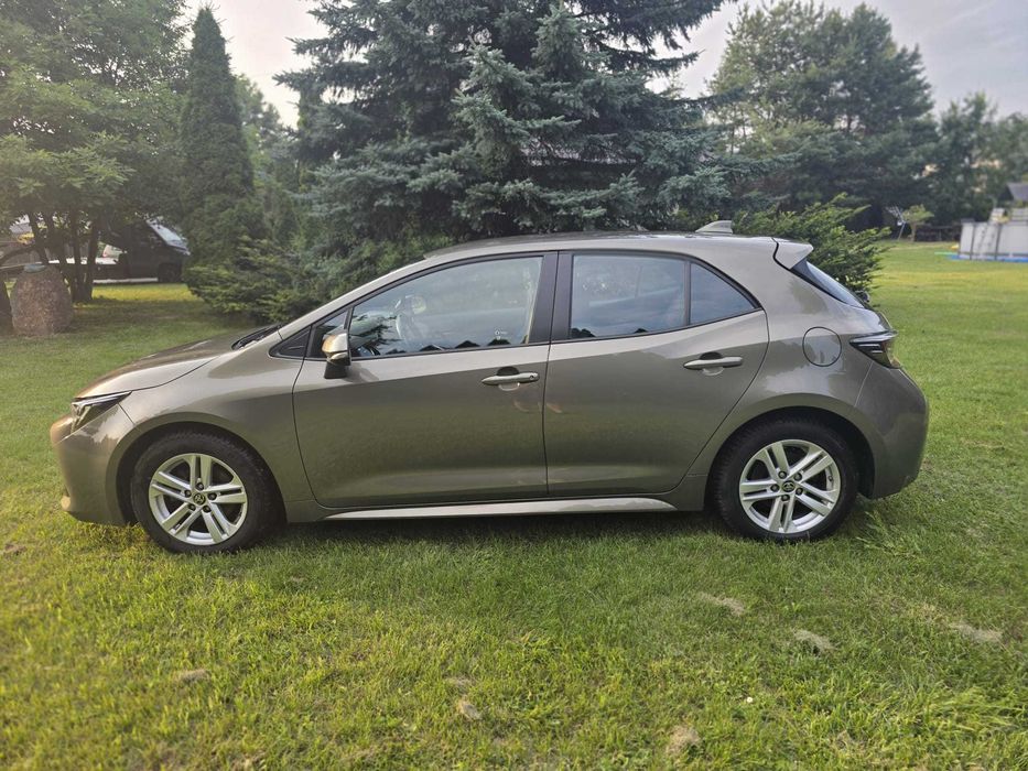 Toyota Corolla hatchback 1.8 hybrid