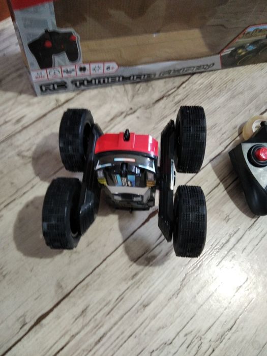 Auto zdalnie sterowane FLIPPY DICKIE TOYS