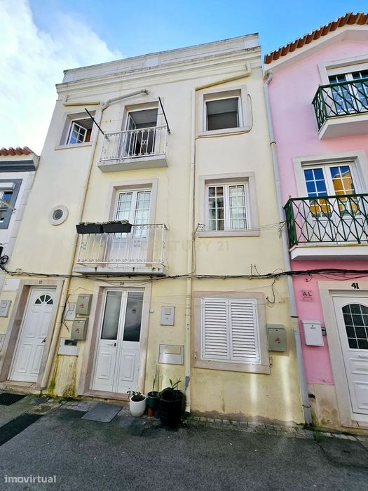 Prédio zona histórica do Seixal