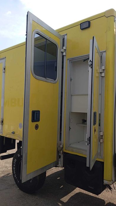 Kontener ambulans / kamper