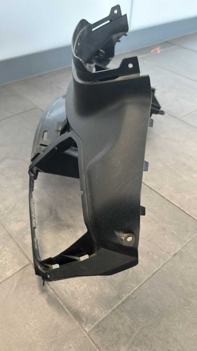 Kokpit wypełnienie osłona nóg Suzuki Burgman 650. 2013-18 [604]