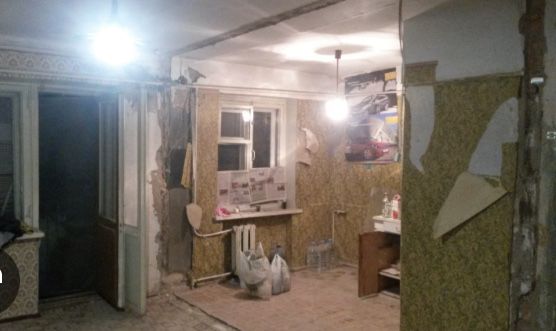 Демонтаж стін , перегородок