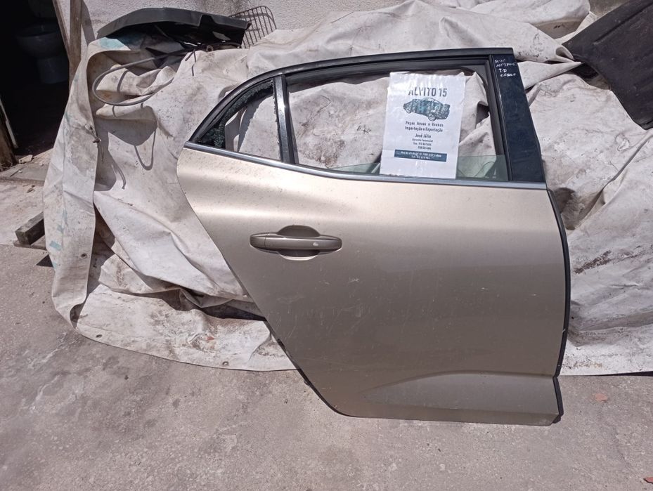 Porta trás direita Renault Megane lV 4  carro