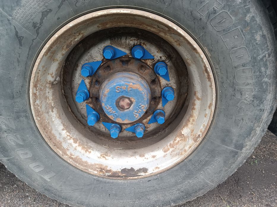 Продам прицеп контейнеровоз.