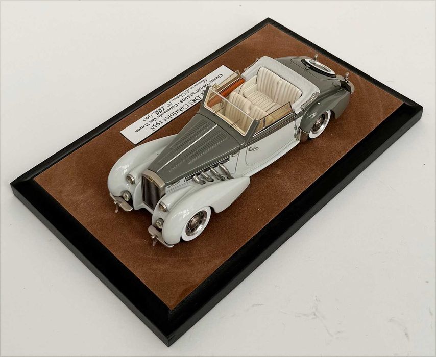 Miniatures du Chateau_1938 DELAGE D8S Cabriolet Two Tone Grey 1/43. Raro! Completo e como novo.