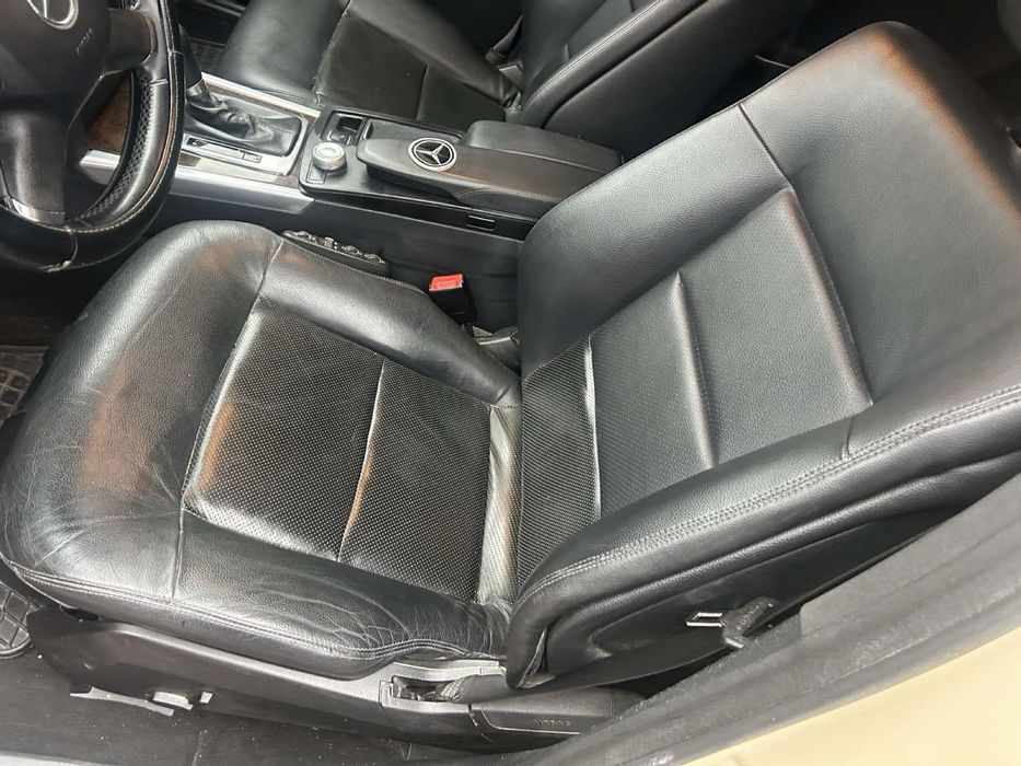 Продам мерседес Е220