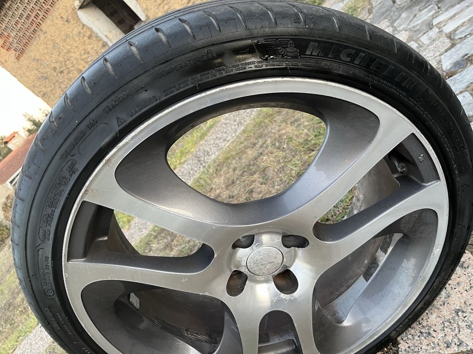 Vendo ou troco Jantes 18 com pneus