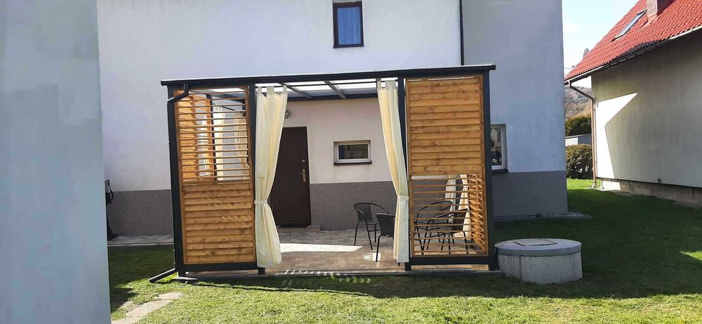 Żaluzje tarasowe - shuttersy do pergol, altan, tarasów, balkonów.