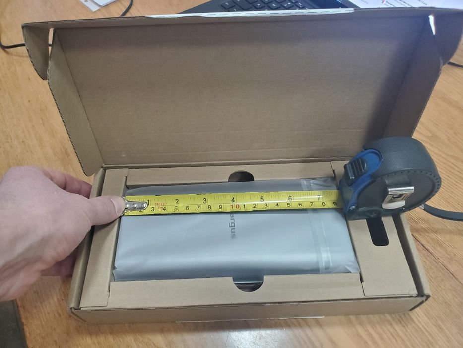 Новий Павербанк PD3,1 140W USB-C Targus APB081GLZ 90wh 24000mAh 86,4Wh