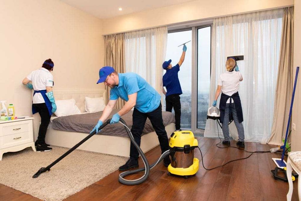 Прибирання квартир Хімчистка Клінінг