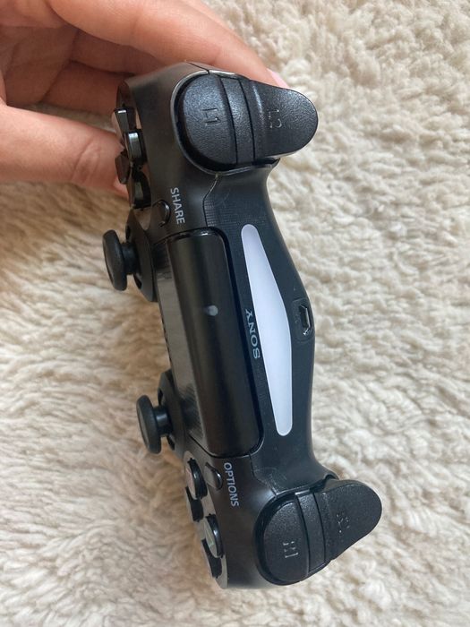 PS4, PlayStation 4 + 9 GIER