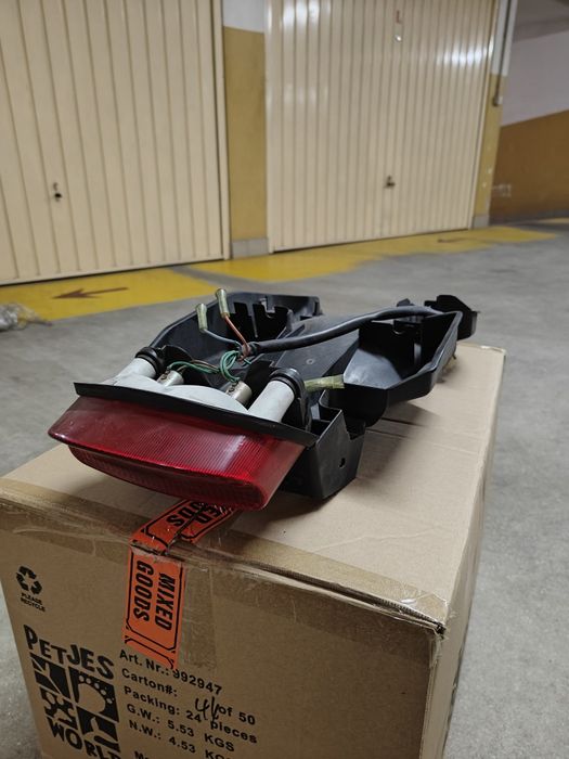 Peças originais Hornet 600 '98 - Escape, piscas, traseira e espelhos