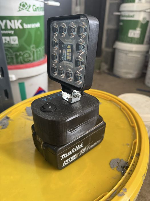Lampa led makita 18v