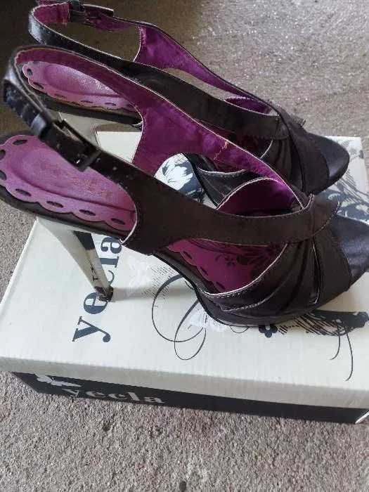 2 pares de sapatos de salto super elegantes-baixa de preço