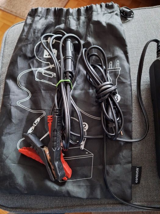 Ładowarka samochodowa 12/24v