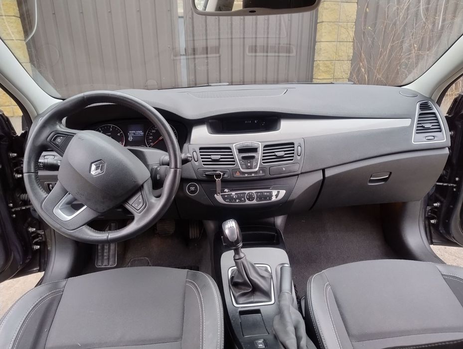Продам авто Renault Laguna 1.5 дизель / Рено Лагуна